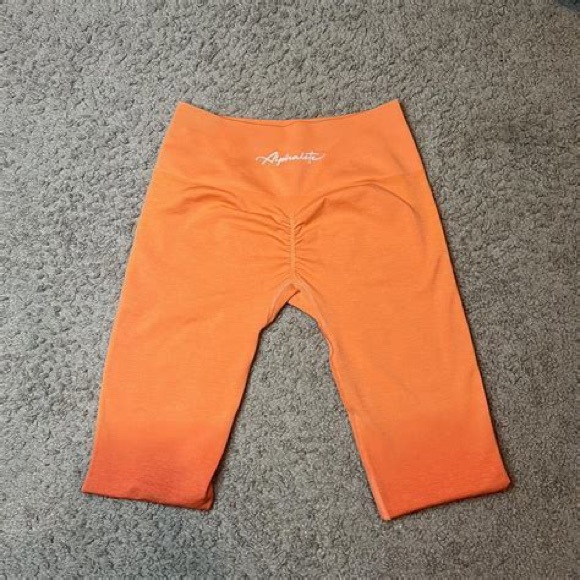 Alphalete Ombré Amplify Legging - Strawberry - Picture 2 of 2